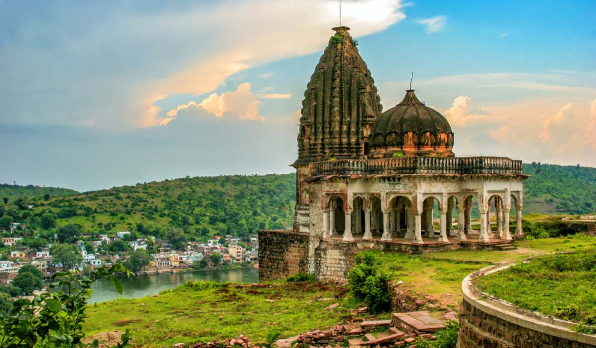 madhya-pradesh-top-destinations-places-to-visit-shutterstock_1351065545-1200x700-compressed