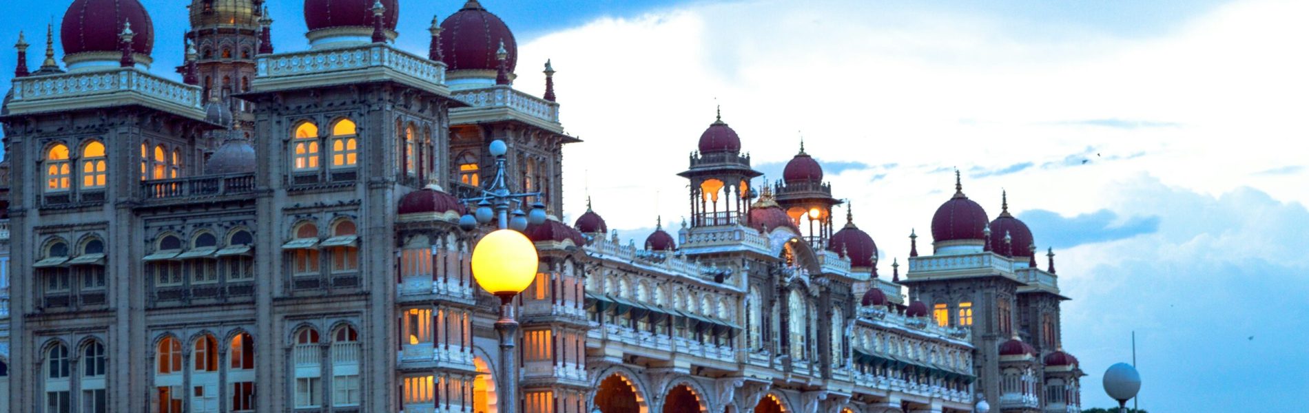 chaitanya-rayampally-wUKv2IN5w2U-unsplash