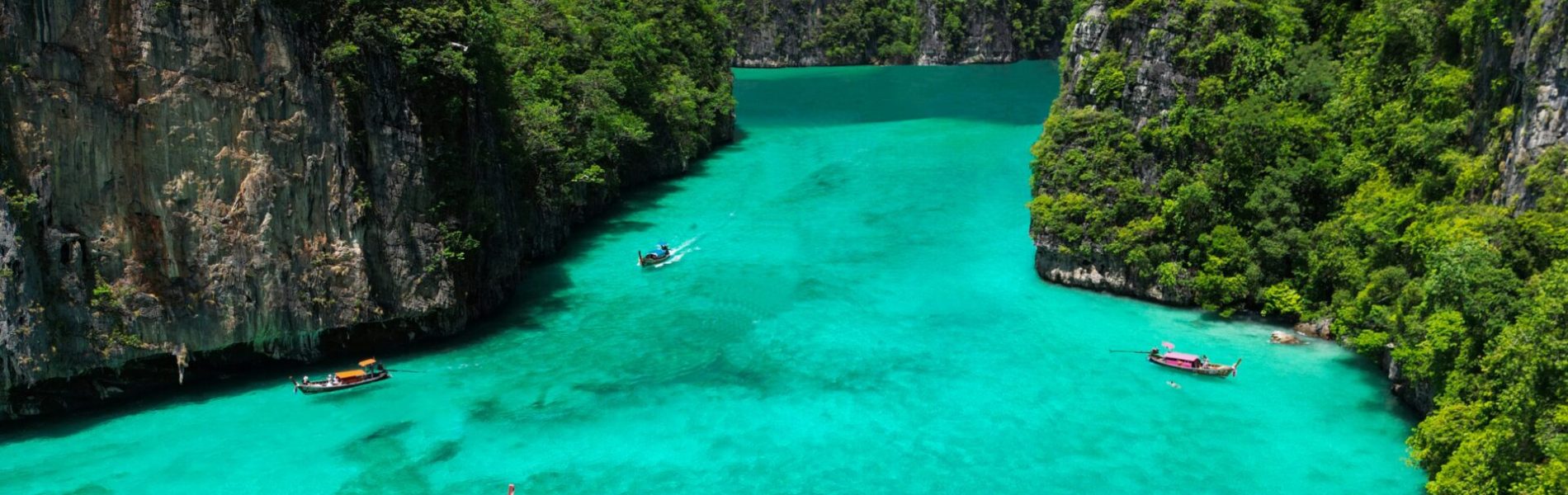 yannick-apollon-j0a0i-LN3ws-unsplash